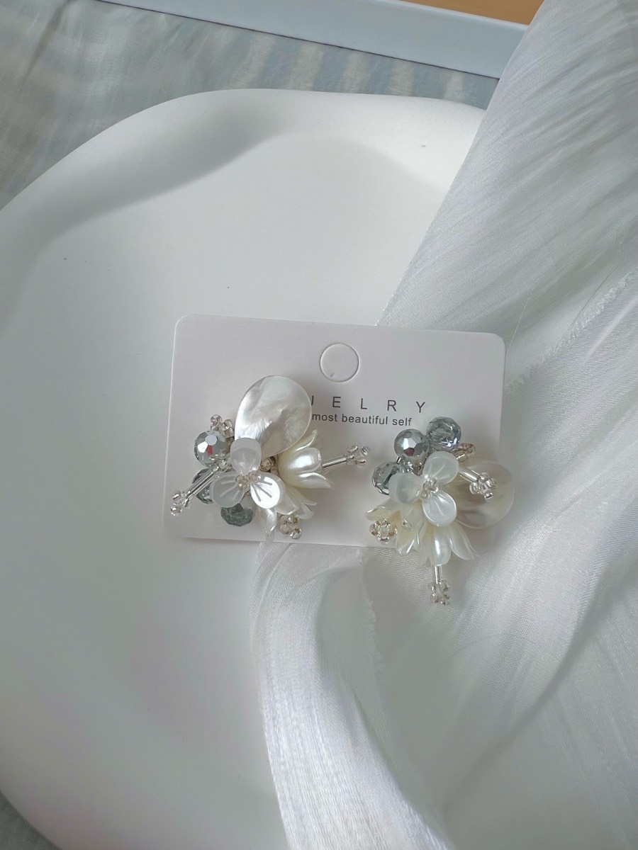 White shell silver flower beaded studs