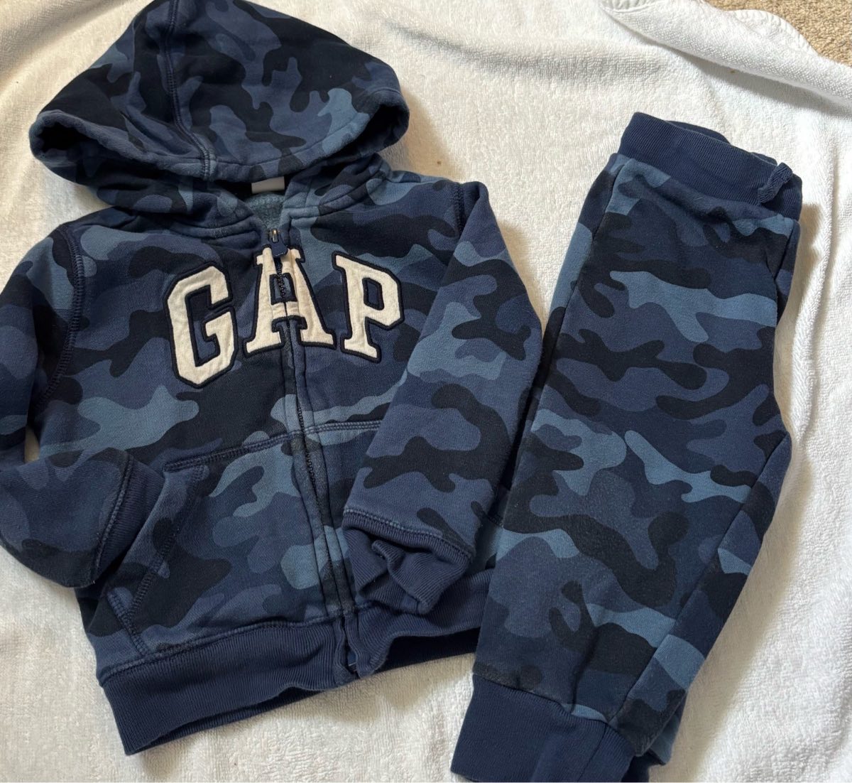 Baby GAP Blue Camo Tracksuit Set Hoodie Joggers Age 2-3 Years Boys Fleece Zip