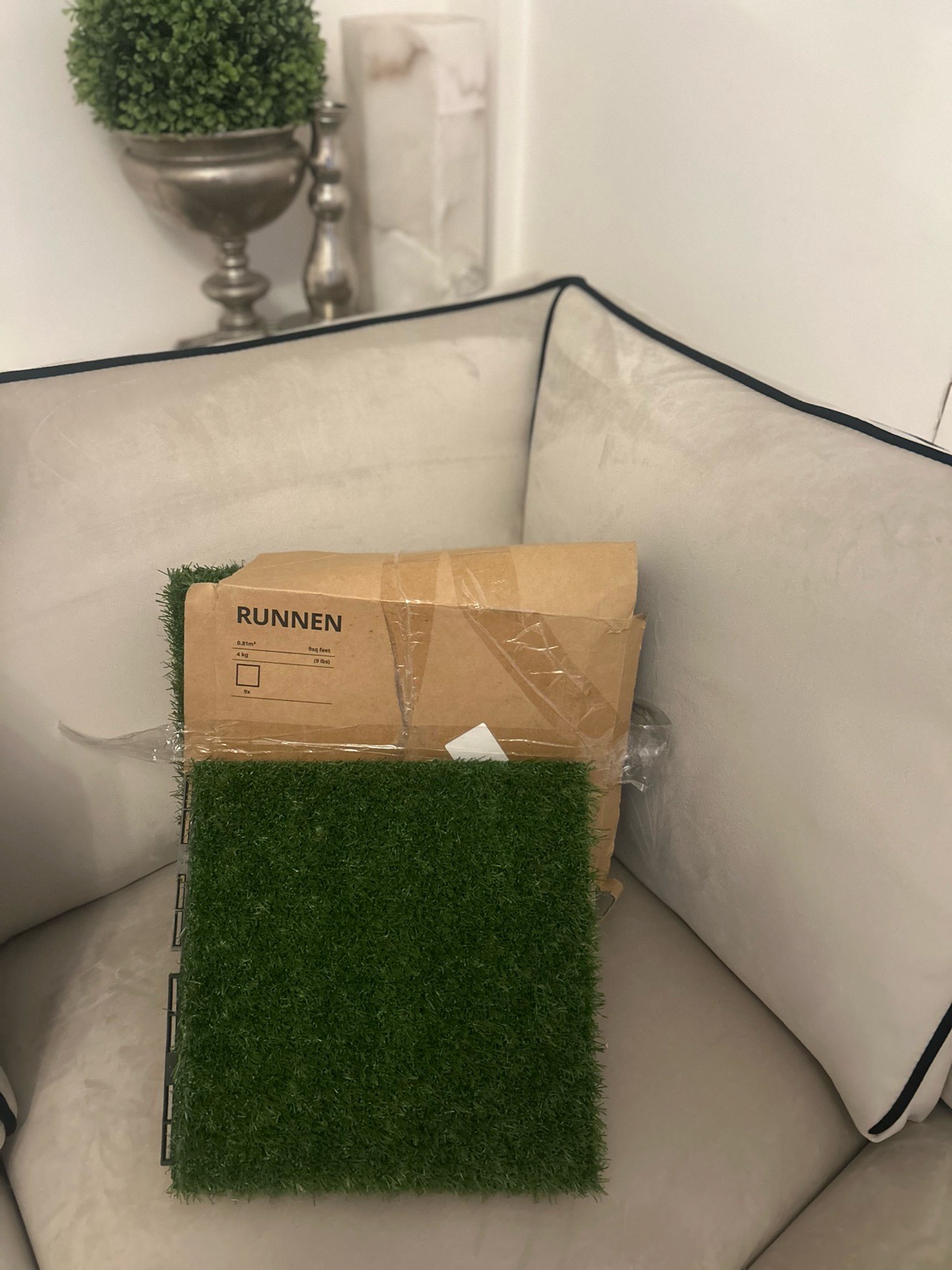 IKEA RUNNEN Artificial Grass Decking Tiles – Pack of 6 – Brand New