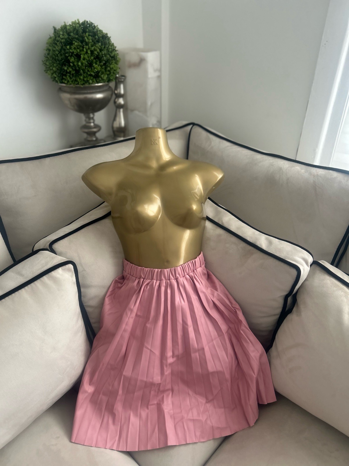 Reserved Pink Faux Leather Pleated Skirt Age 12 Girls Chic