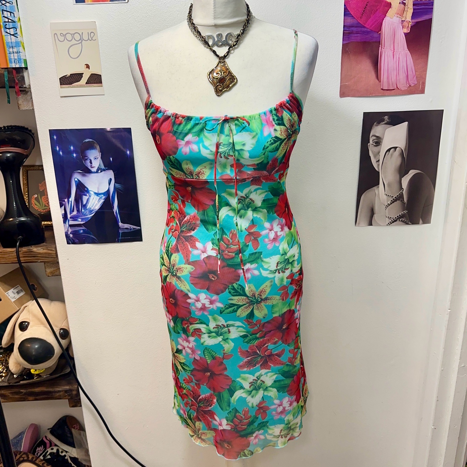 Beautiful floral mesh strappy dress approx size 8/1