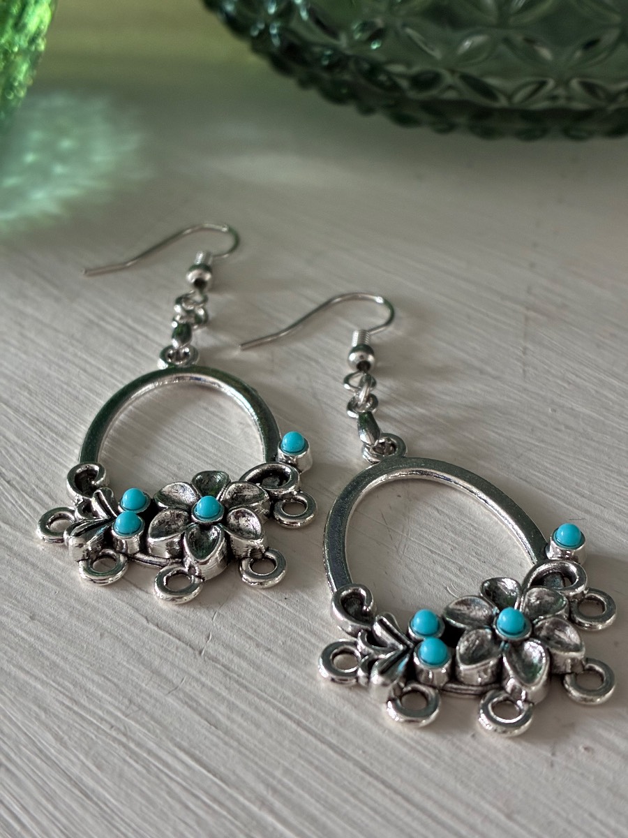 Turquoise flower detail silver tone hoop earrings