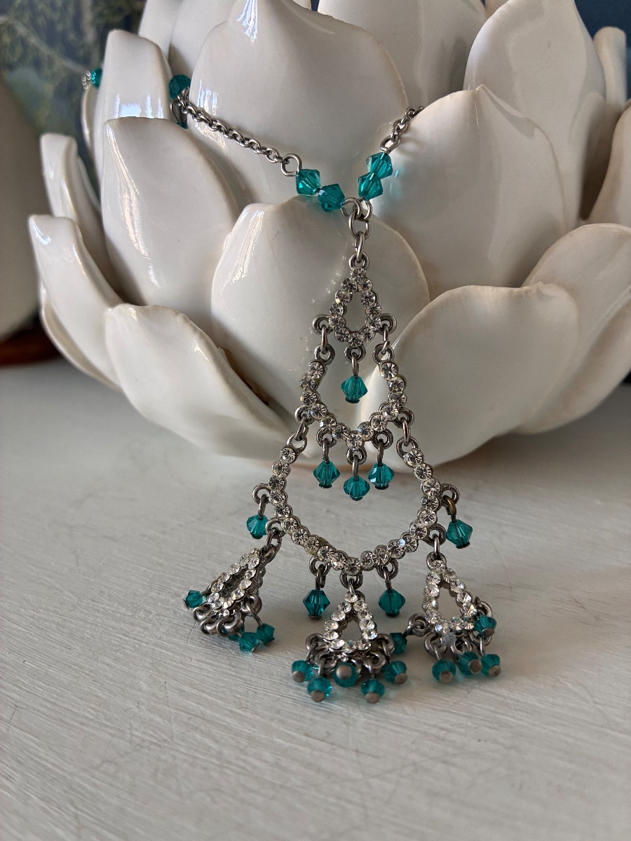 Genuine vintage turquoise beaded long necklace