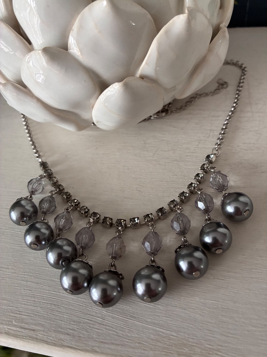 Vintage grey pearl and crystal necklace