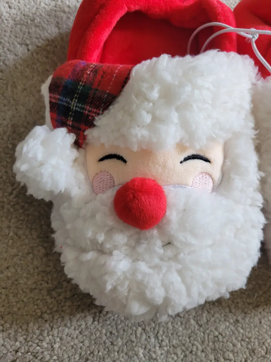 BNWT Kids Unisex Christmas 🎄Novelty Santa Claus 🎅 Winter Slippers. Size UK 12/13