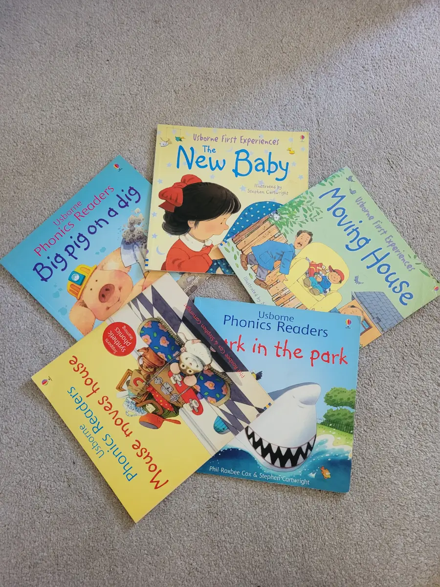 VGUC Usborne First Experiences & Phonics Readers Books x 5