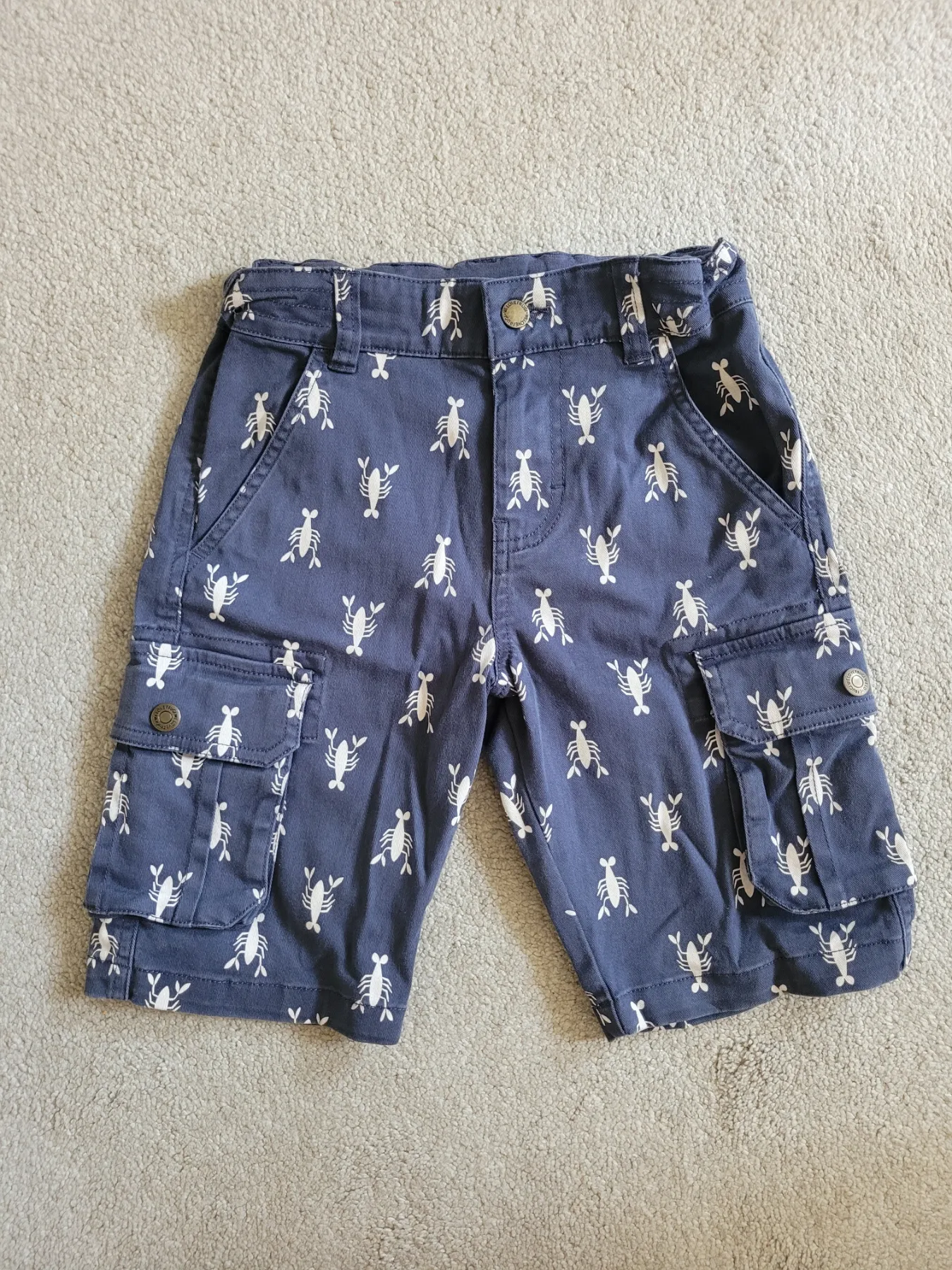 VGUC Frugi Smart Cargo Lobster 🦞 Print Adjustable Waist Shorts. Size 5-6 years