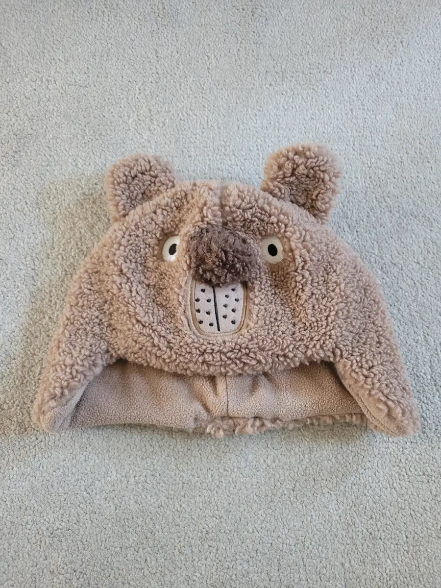 EUC Next Teddy Bear 🐻 Thick Borg Winter Fleece Lined Hat. Size 5-6 years