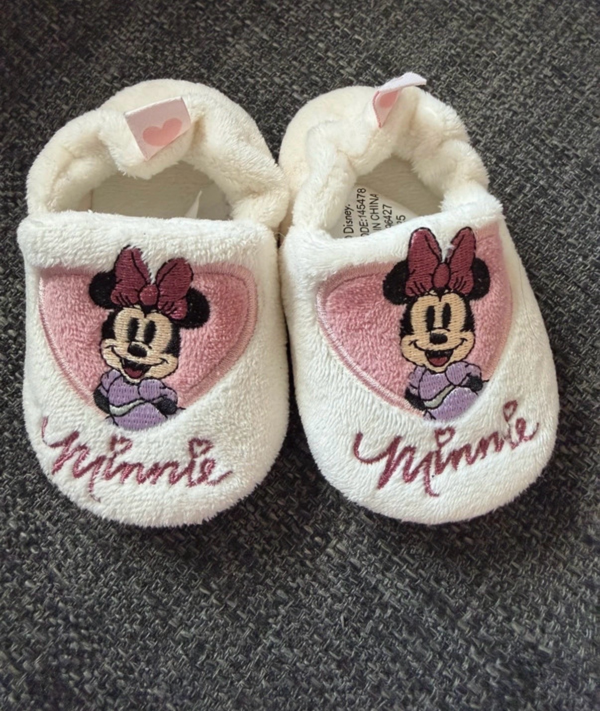 Minnie Mouse slippers