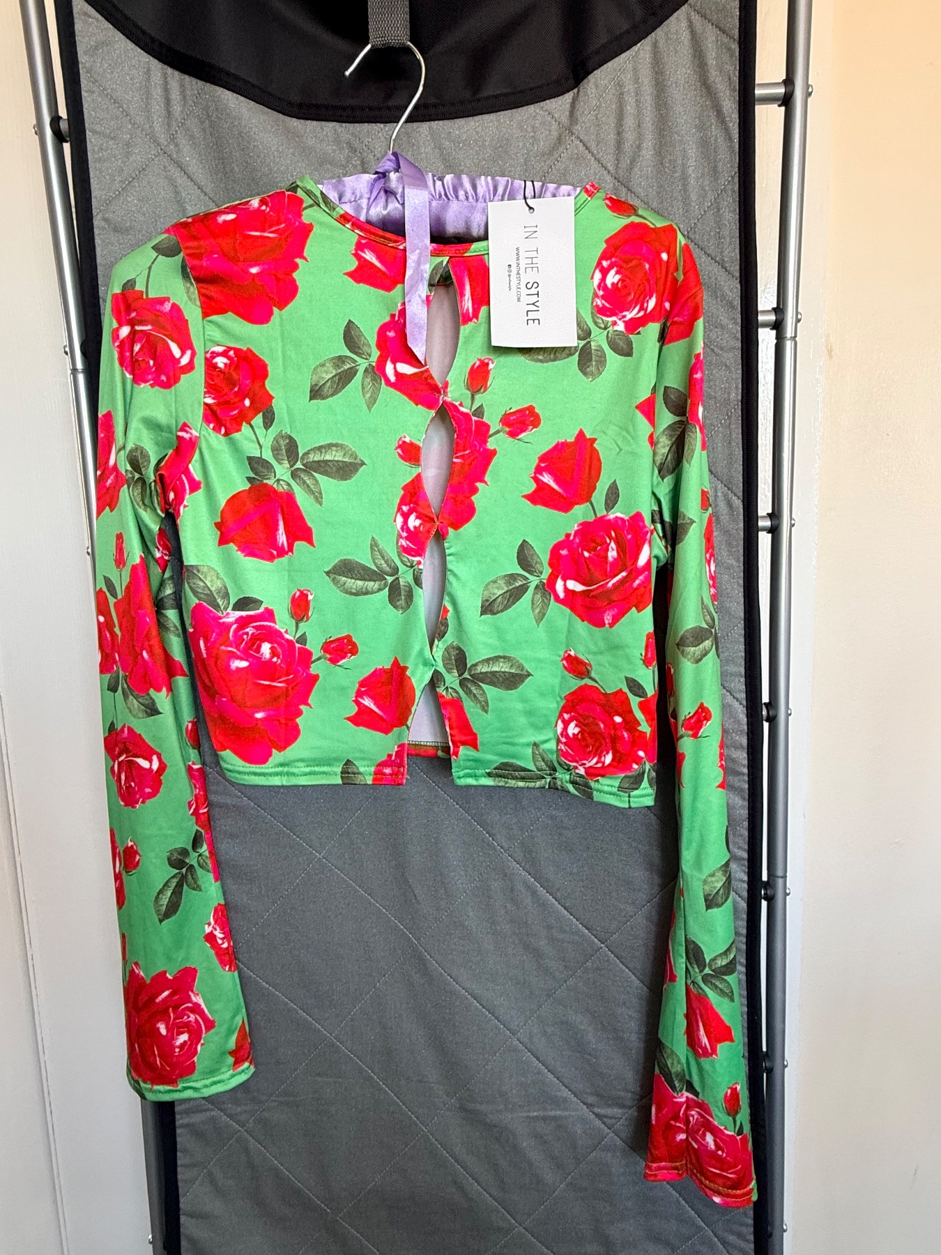 Keyhole crop top