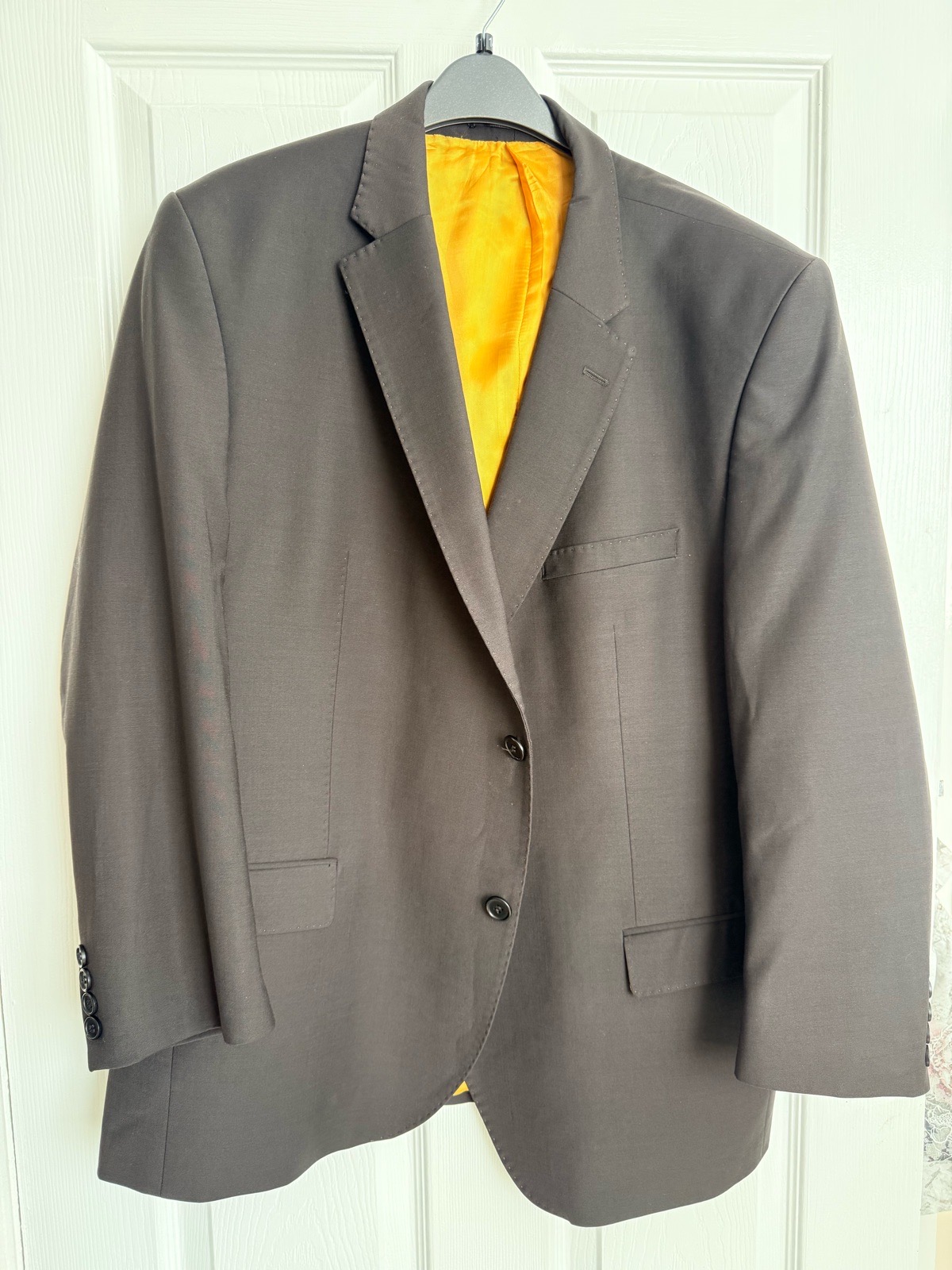 Santinelli Tailoring Grey Wool Suit Jacket with Gold Lining