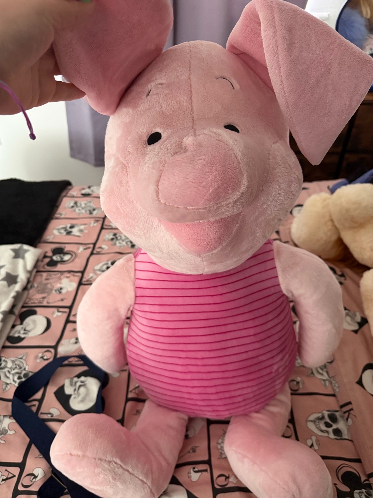 Big piglet toy