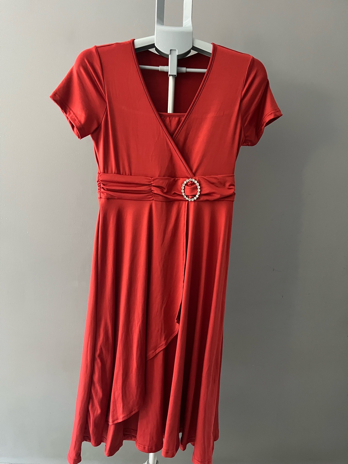 Elegant Terracotta Red Wrap-Front Midi Dress with Rhinestone Buckle Detail - Size M