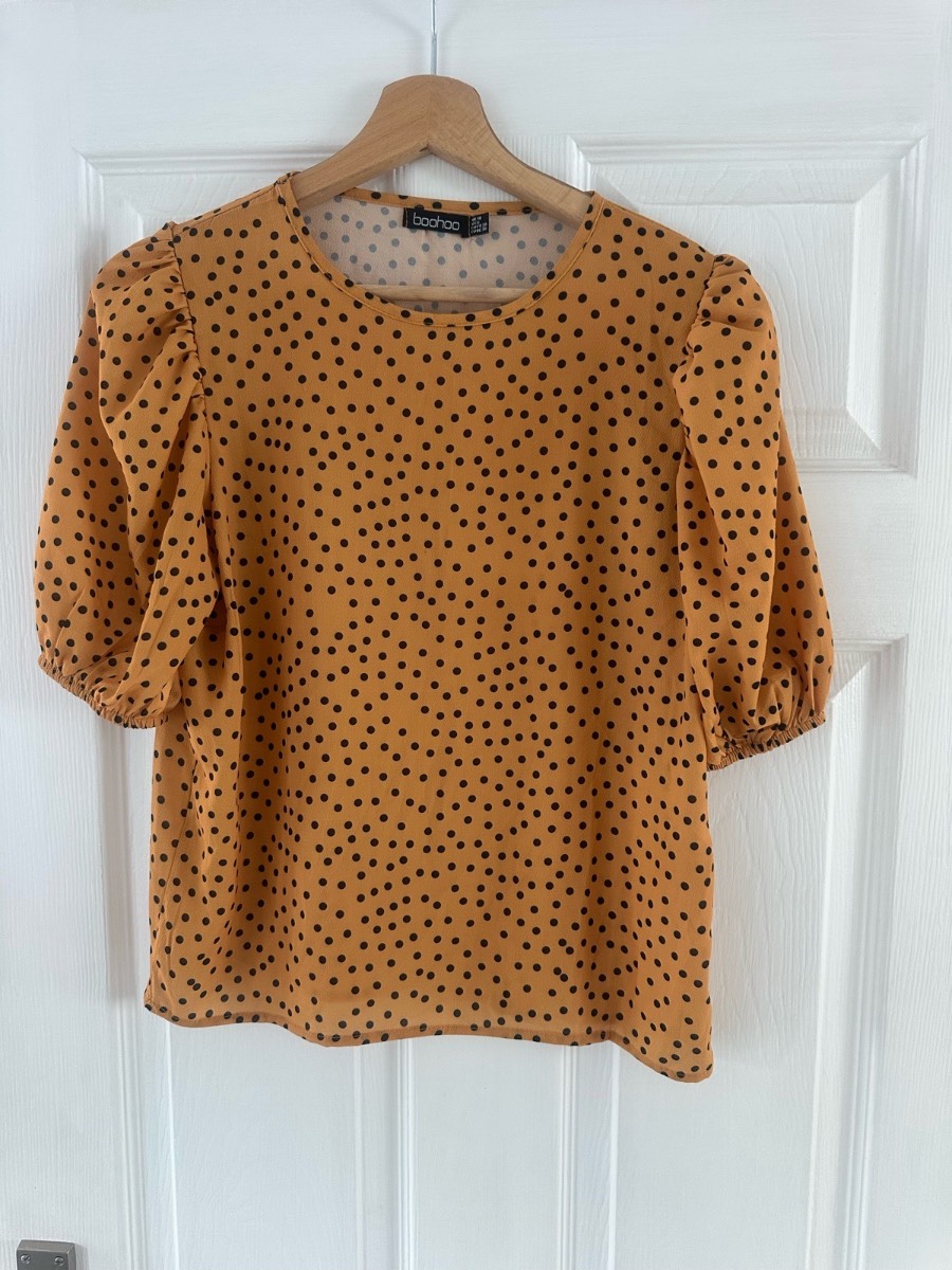 Top puff ball sleeves thin light material