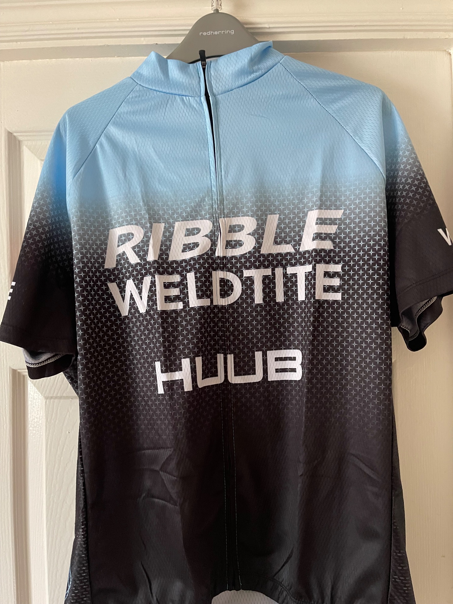 Men’s cycling top shirt. XL.  Short sleeved. New