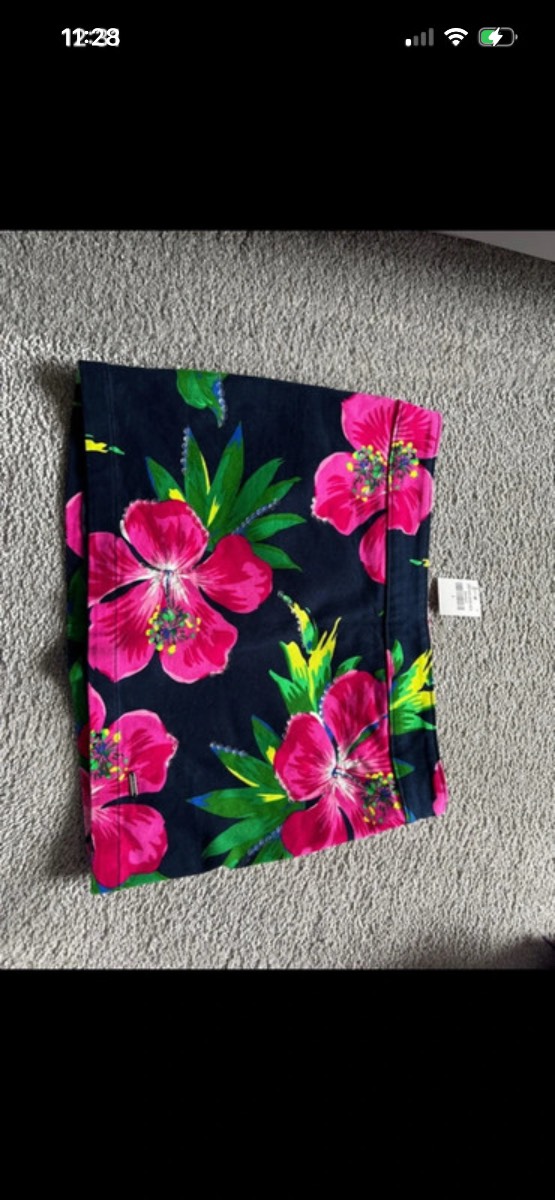Hollister colourful hibiscus skirt