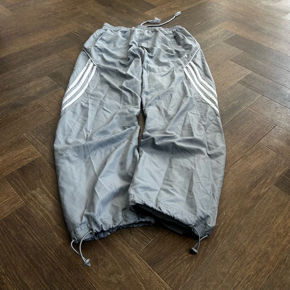 90’s adidas trackpants adjustable cuffs light blue W26 L30