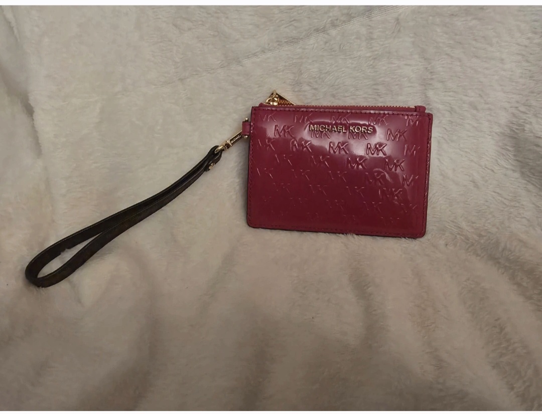 Michael Kors Pinky Red Logo Embossed Leather Card Holder Wristlet Purse