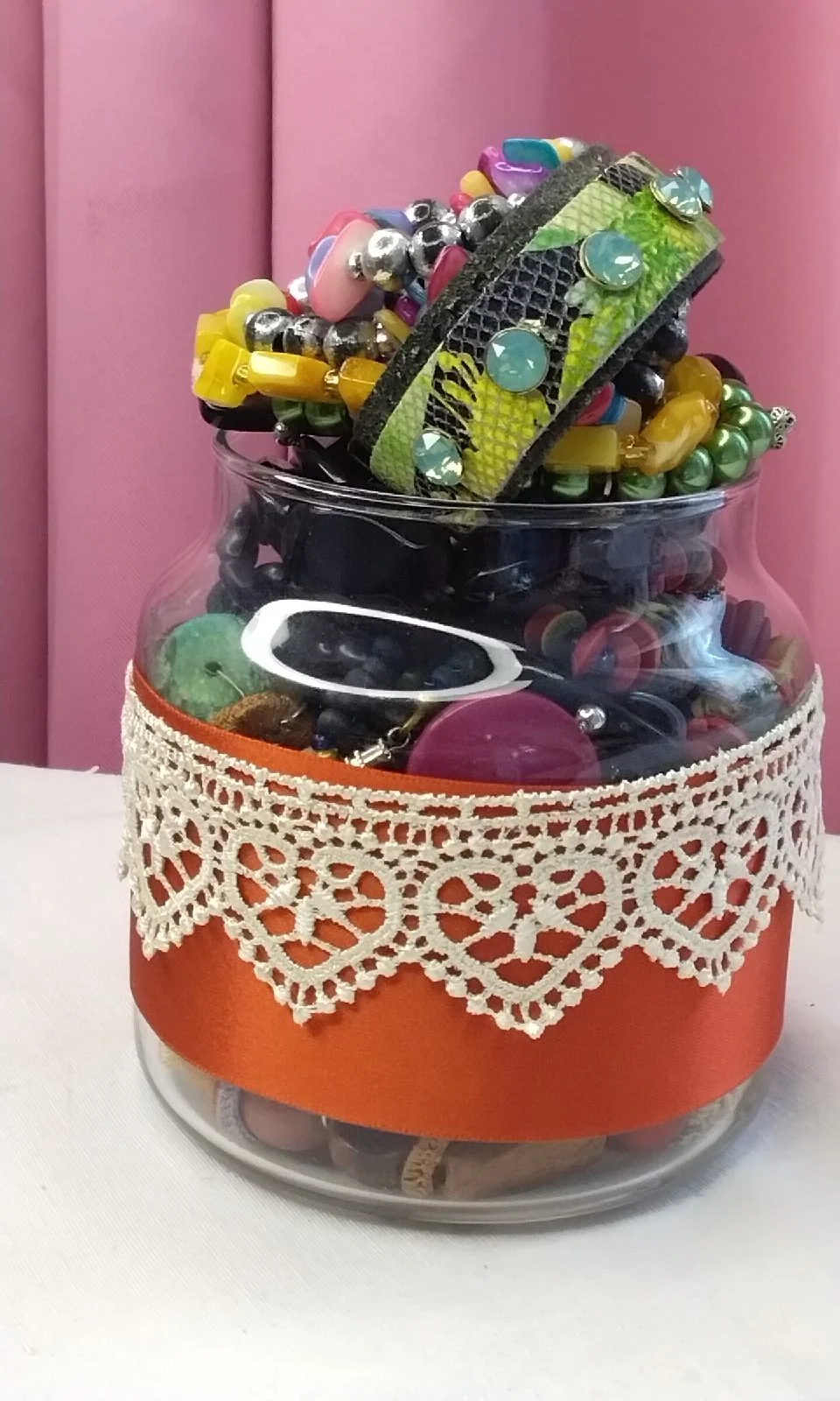 Vibrant Multi-Colour Jewelry Jar – Clean & Ready to Wear
