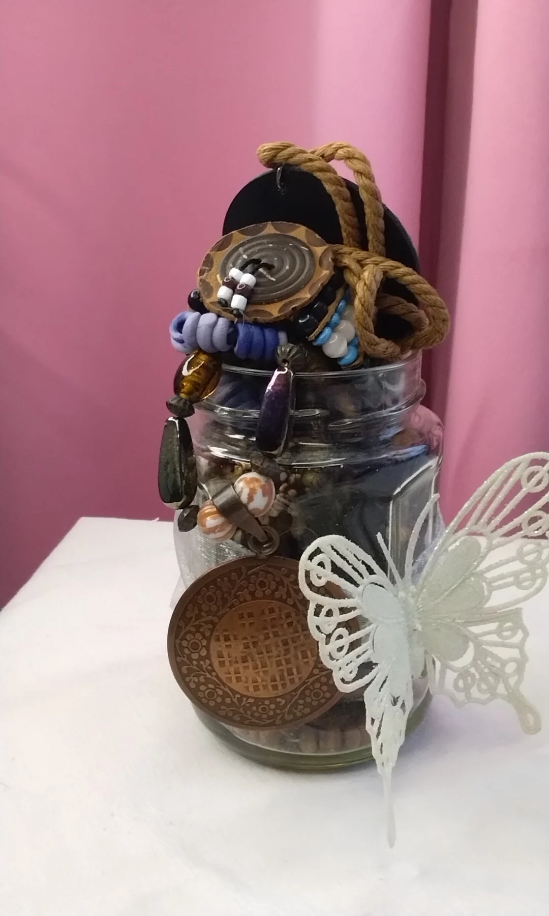 Vintage Style Black & Sparkle Jewelry Jar – Clean & Ready to Wear