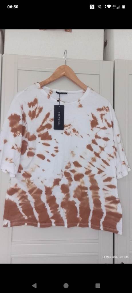womens trendyol tie die y shirt size S bnwt