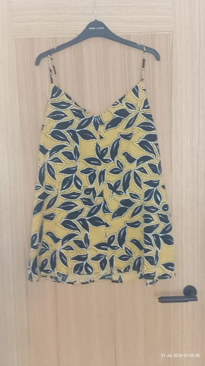 Womens Pep & co top bnwt size 18