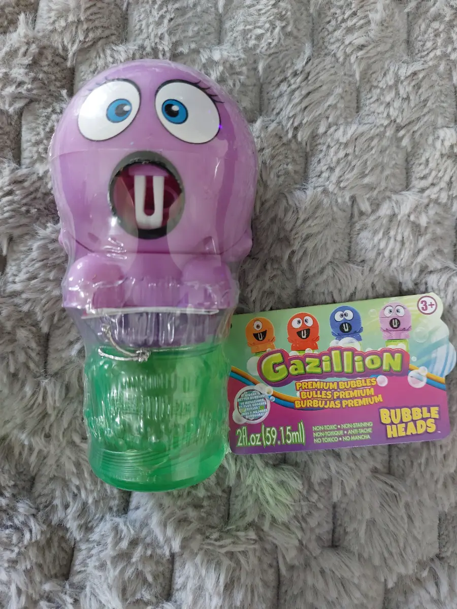 Gazillion Bubble Heads 4 to Collect 2FL.OZ/59.15MLS Age 3+ Brand New Sealed