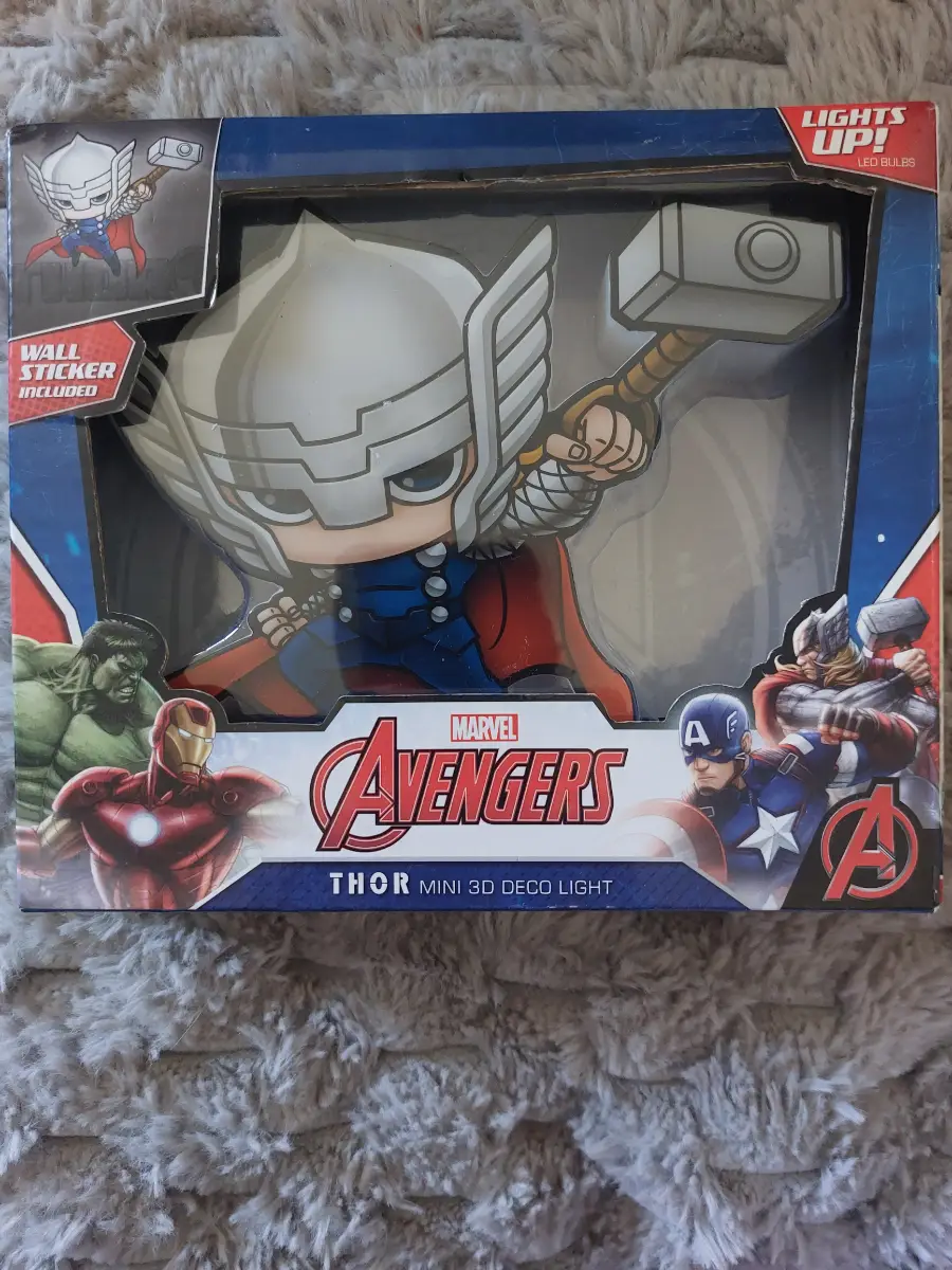 Marvel Avengers Thor Mini 3D Deco Light Night Light Battery Operated Brand New