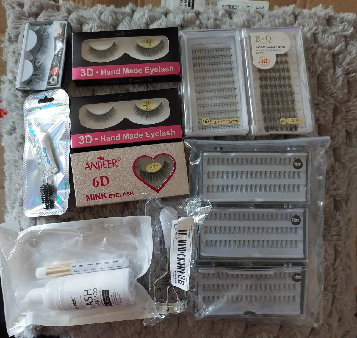 This Eyelash Bundle has 12 Items all listed Below in the Discription