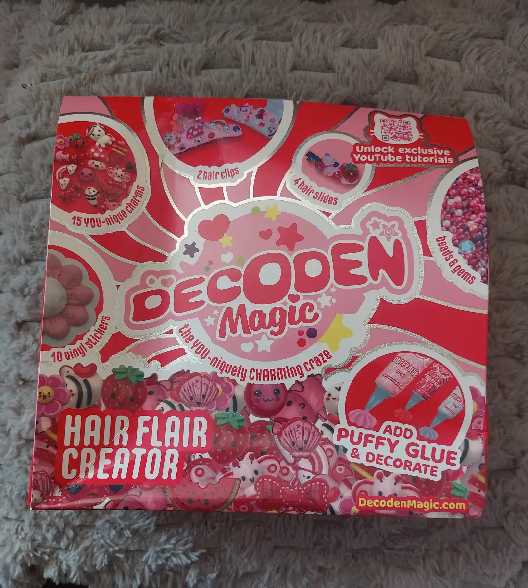 Decoden Magic Hair Flair Creator Kit (Box Is Slightly Bashed and A Rip On Box).