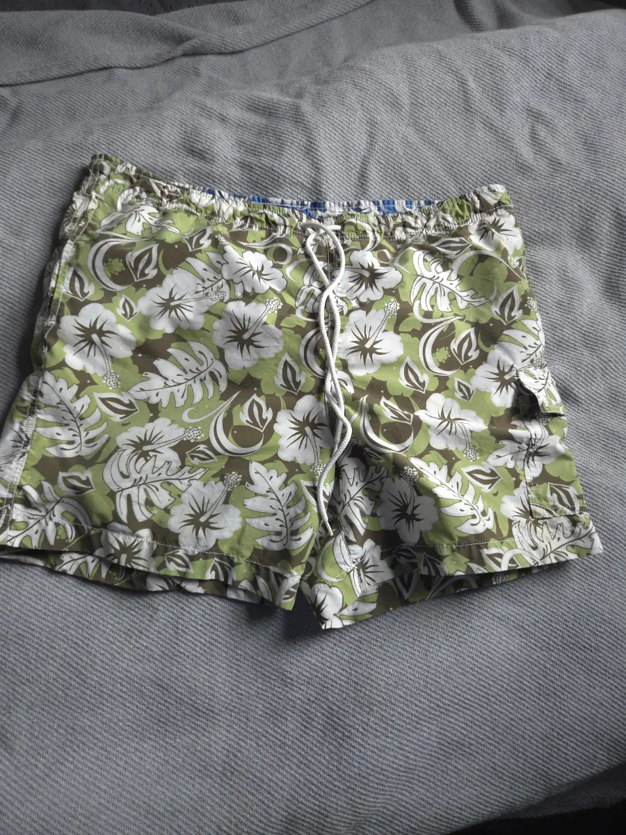 Tommy Hilfiger Medium Board Shorts | Hibiscus Print | Beach Holiday