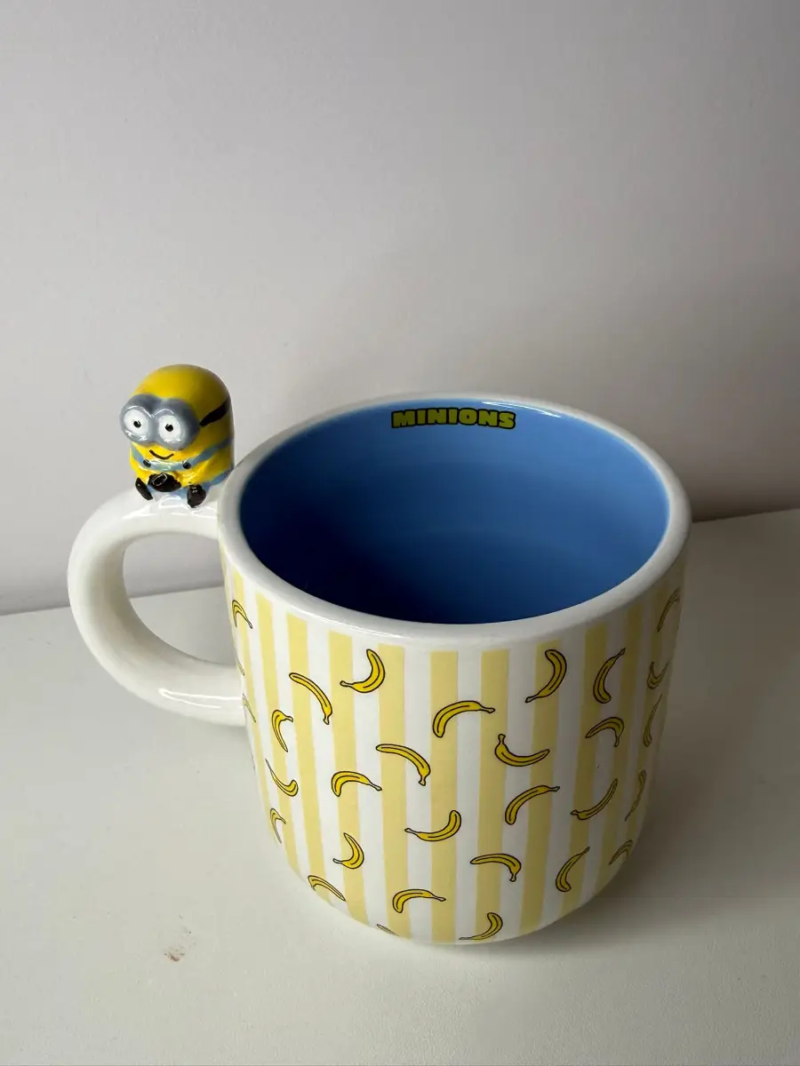 Minions Banana Stripe Mug – 3D Figure on Handle new with tag