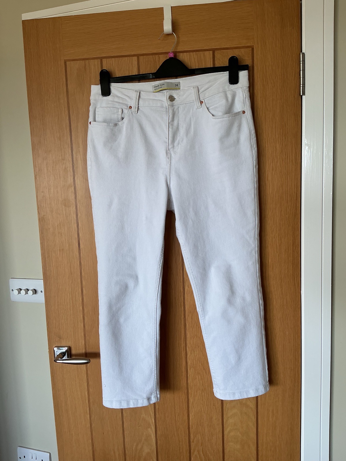 Pair Of White Crop Slim Mid Rise Jeans From Next Size 14 VGC