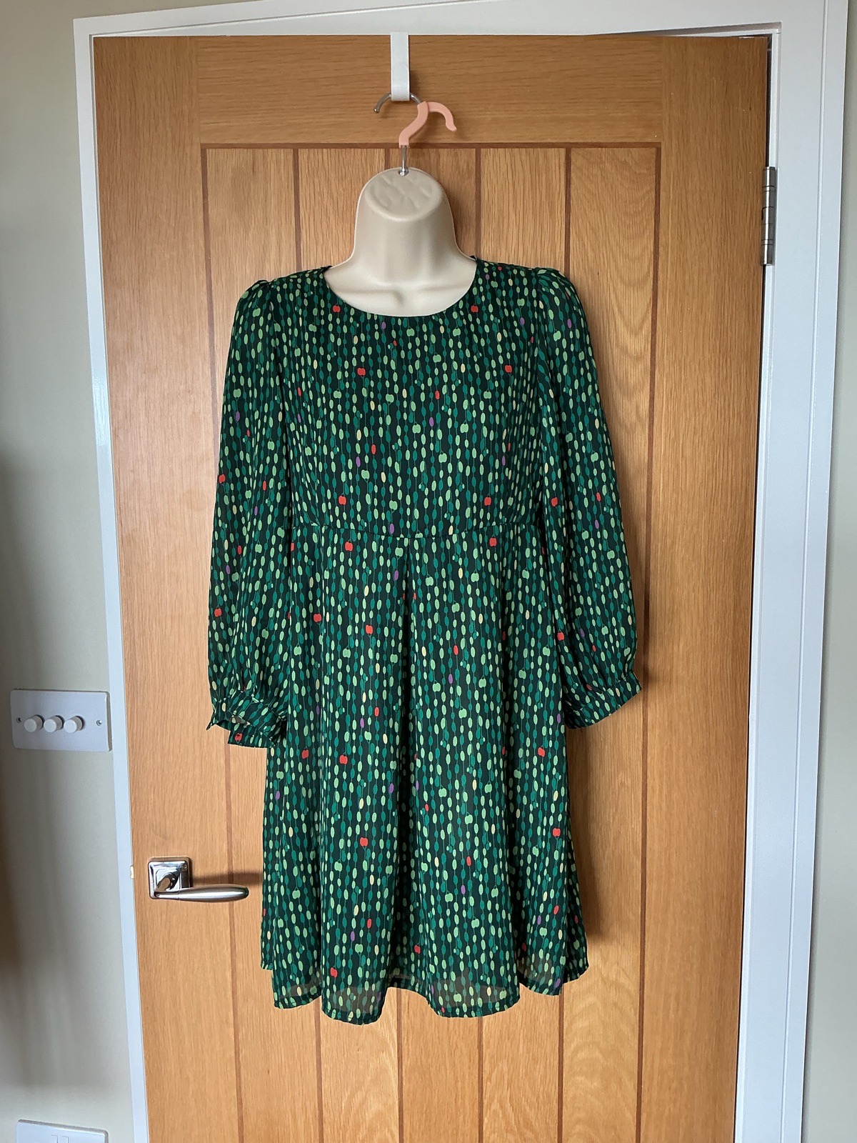 Perfect Green Long Sleeve  Dress From H&M Size 10