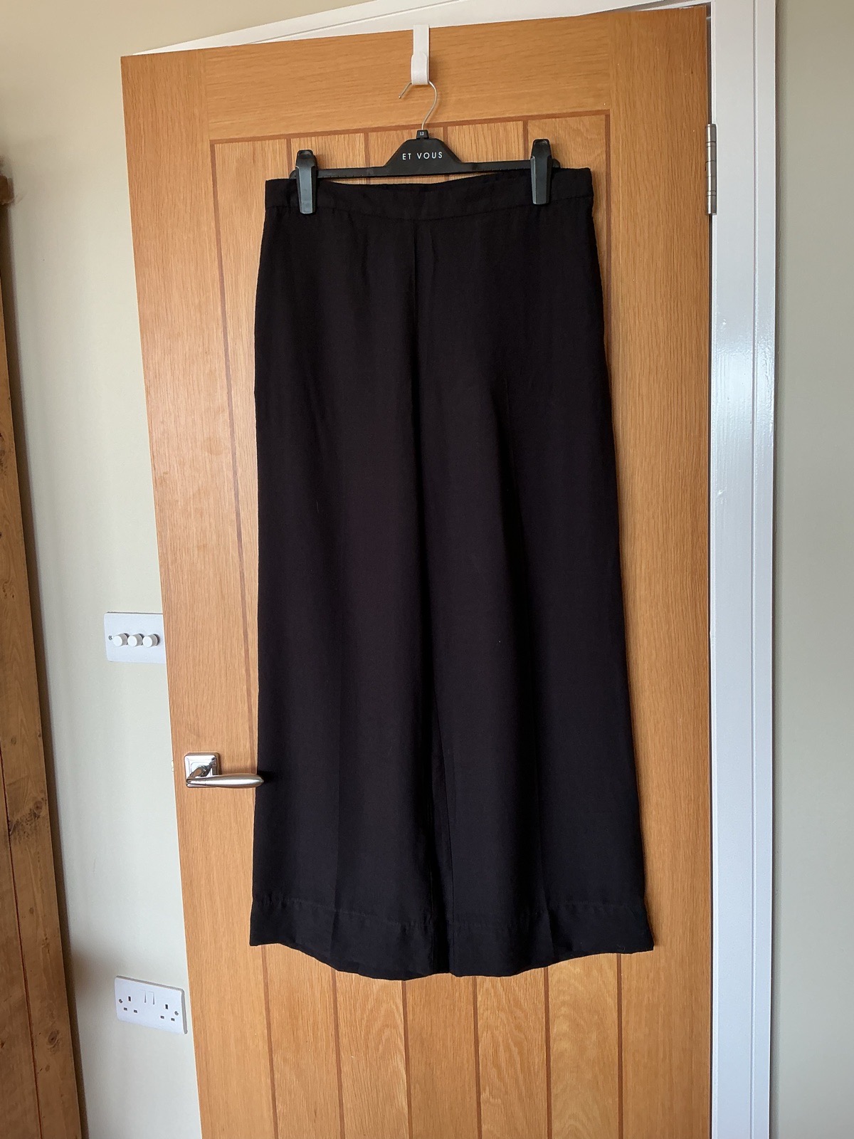 Perfect Pair Of Black Wide Leg Trousers From H&M Size 14