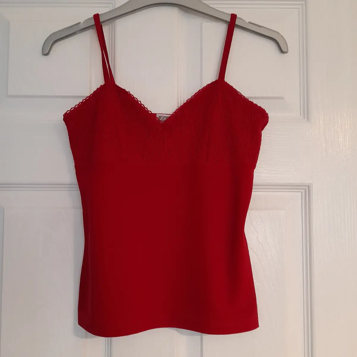 Etam Vintage fab little red strap top, front flower pattern bodice, Size UK small 12, length 20"