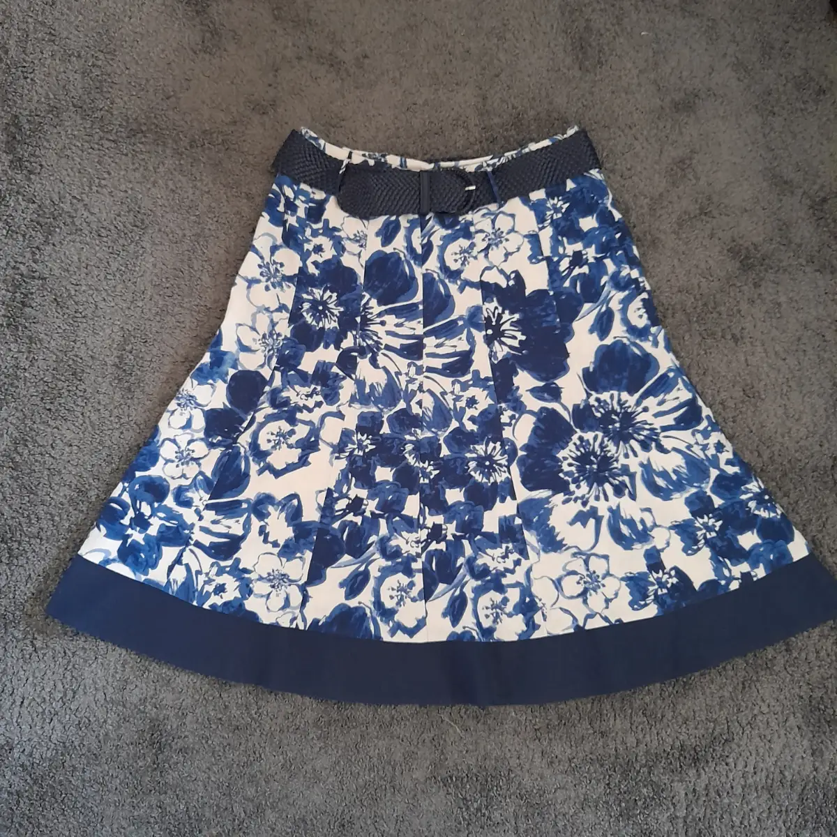 Soon lovely blue and white linen flared skirt, A-line, detachable belt, Size UK 12, length 29" VGC