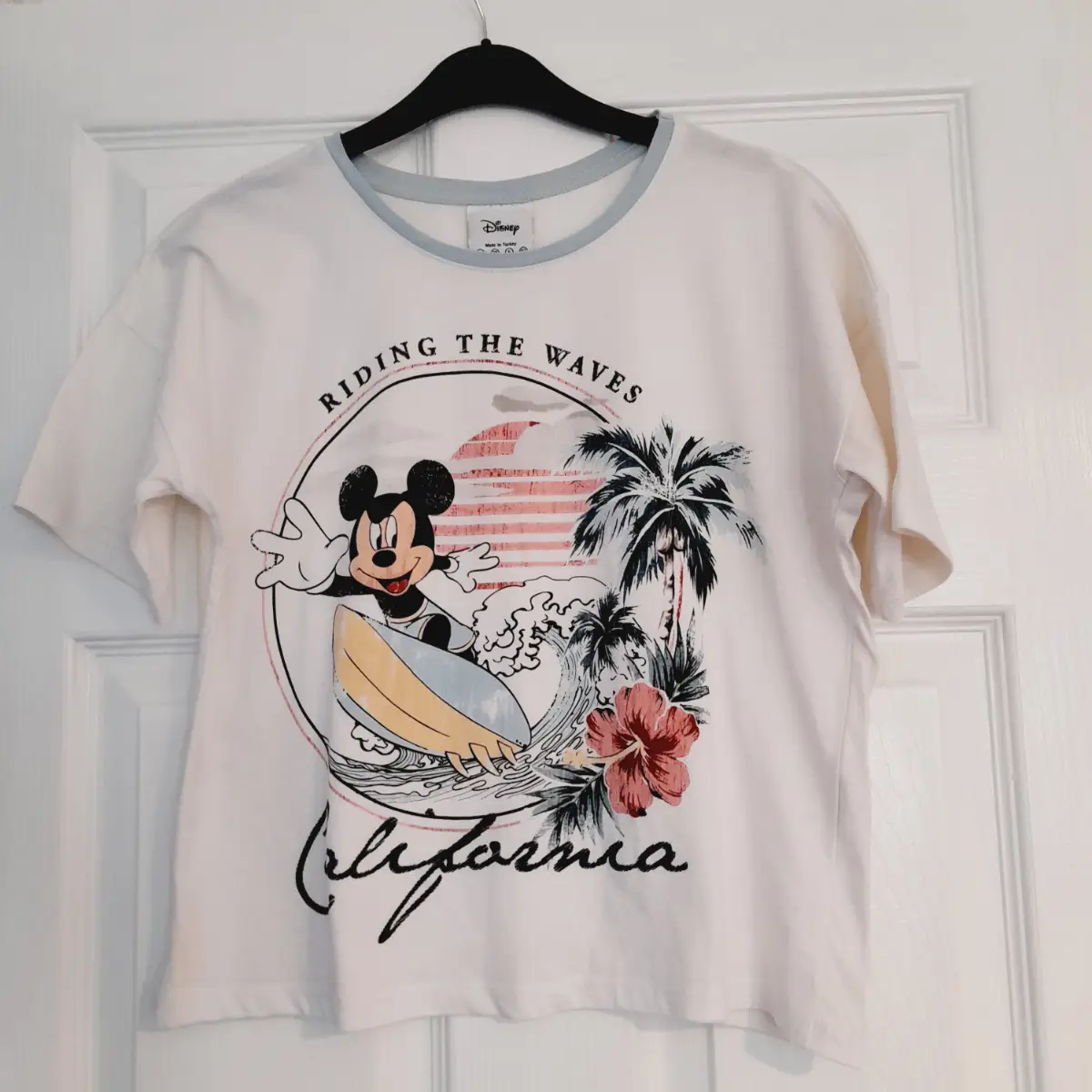 Disney lovely Mickey Mouse cotton white t-shirt top, short-sleeves, Size UK 10, length 21" VGC
