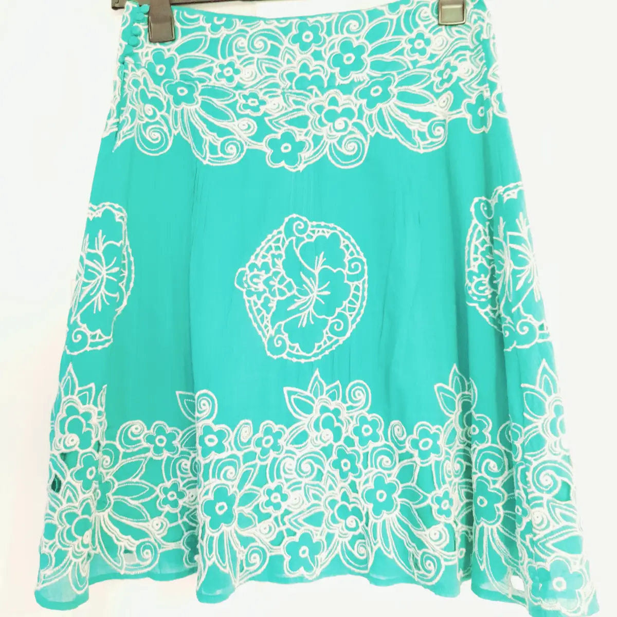 New Look lovely teal green broderie anglais 100% cotton skirt, A-line, Size UK 10, length 24" VGC