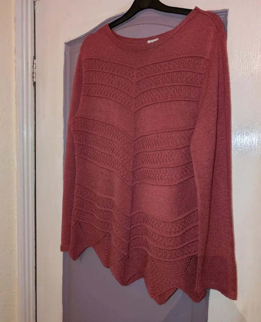 Mitzy Women's Dusty Rose Pointelle Knit Oversized Jumper | Boat Neck | Scalloped Hem size M