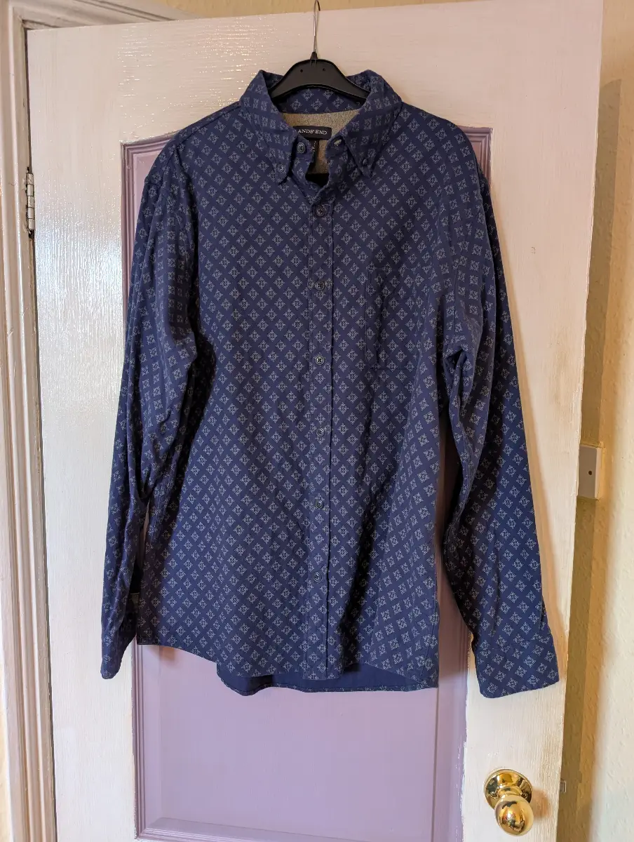 Lands' End mens blue long sleeve shirt size L