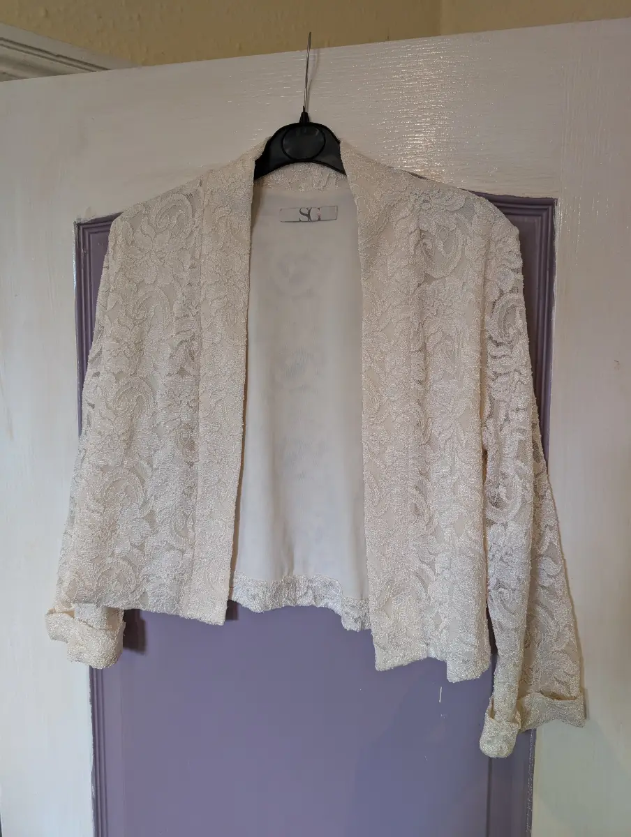 Vintage BHS Cream Floral Lace Cropped Shrug / Bolero Jacket - Size 12| bridal/ wedding guest
