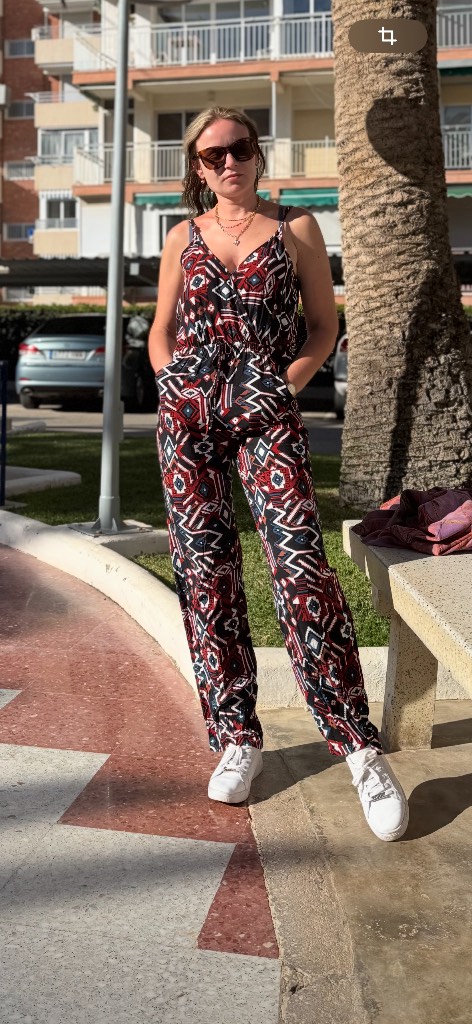 Ladies jumpsuit blue red geometric patterns size M 10 summer holiday