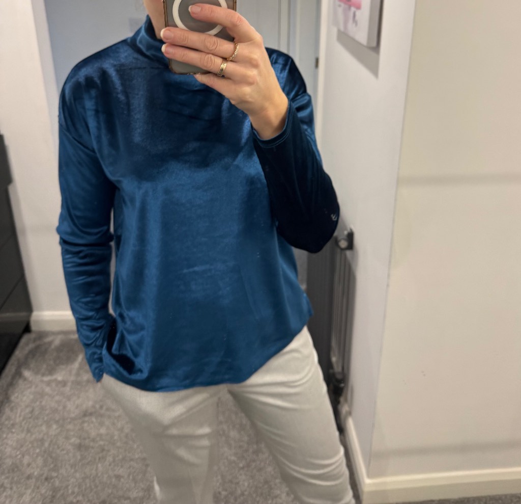 New Marks&Spencer blue velour electric blue long sleeve top size 10