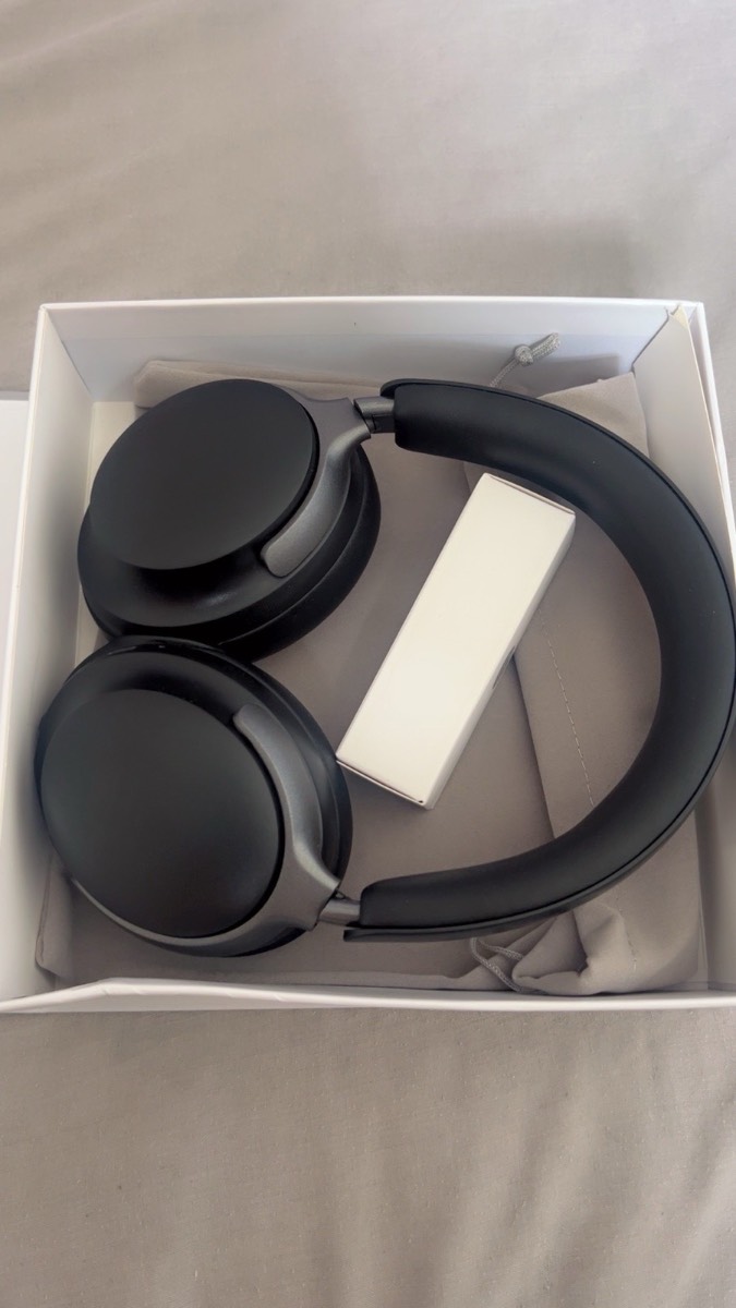 Wireless Bluetooth Over-Ear Headphones ANC Noise Cancelling 50H Battery