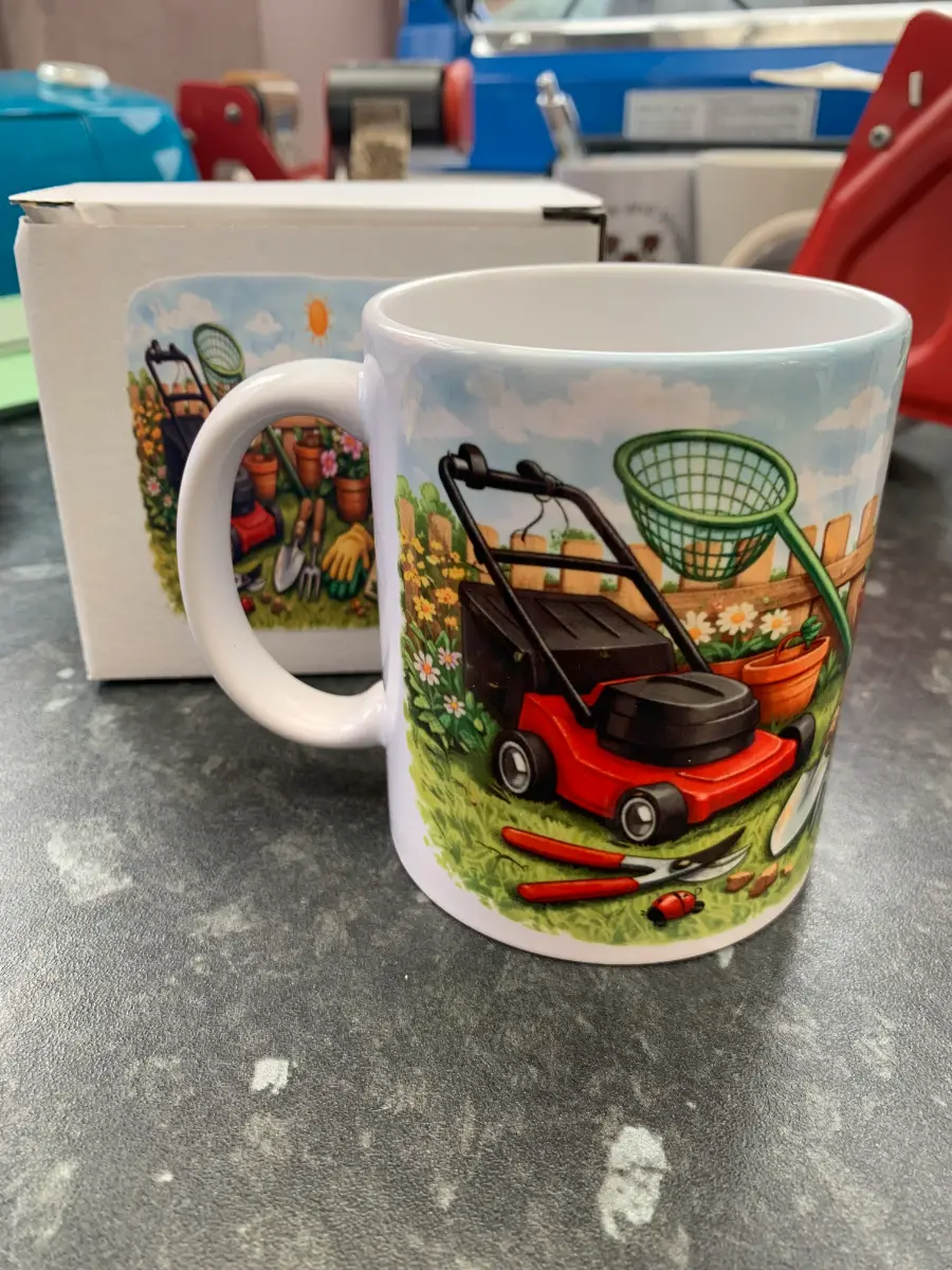 1 x Garden / Gardening Themed 11oz Ceramic Mug