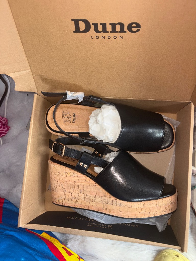 New with tags Dune Kosley leather black cork sling back sandal wedges size 6