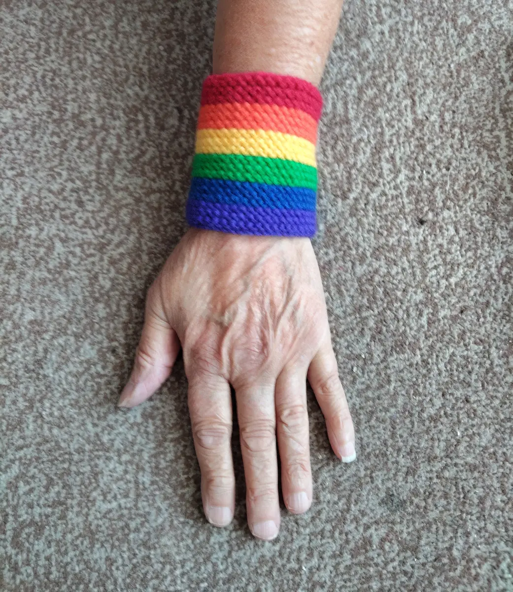 Rainbow armlet