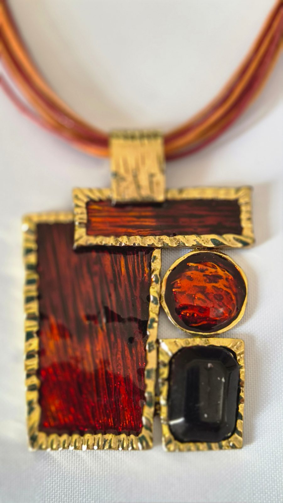 Eva Jewels Geometric Necklace & Earrings Set Amber Gold Tone Resin