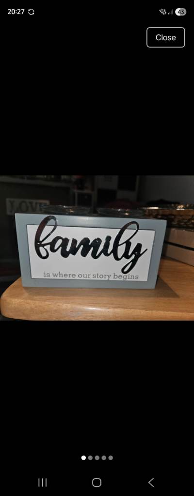 Family tea light holder